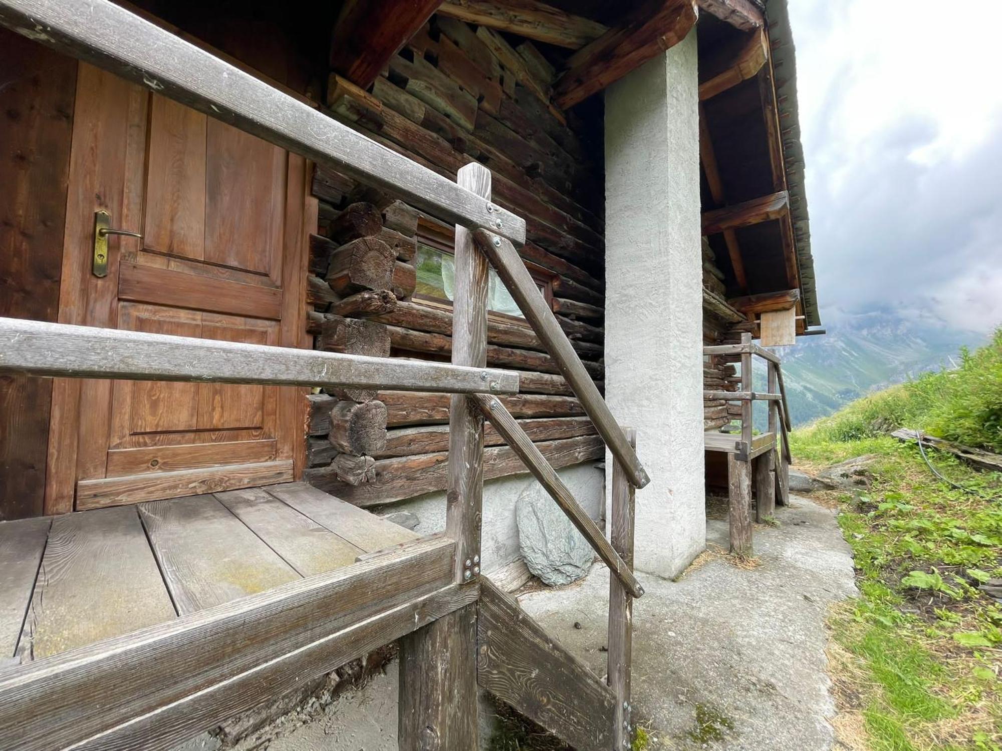 Hotel Rifugio Guide Frachey Saint Jacques Esterno foto