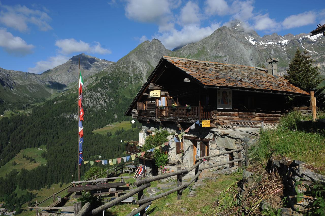 Hotel Rifugio Guide Frachey Saint Jacques Esterno foto
